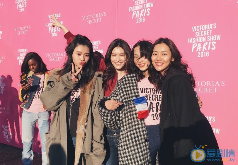奚梦瑶2016维秘内衣秀 奚梦瑶高清写真_奚梦瑶高清剧照