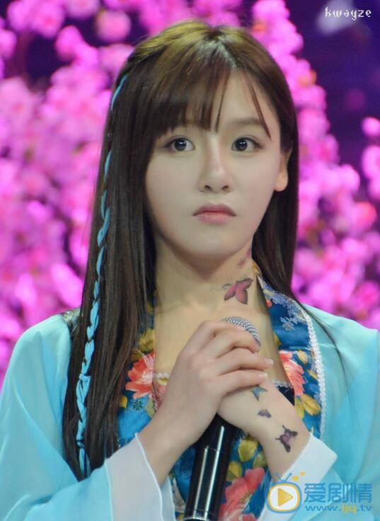 曾艳芬演出照 曾艳芬高清写真_曾艳芬高清剧照