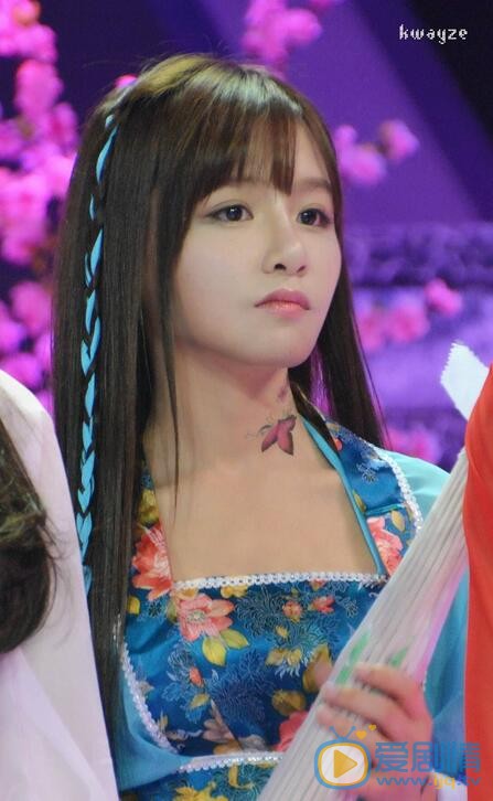 曾艳芬演出照 曾艳芬高清写真_曾艳芬高清剧照