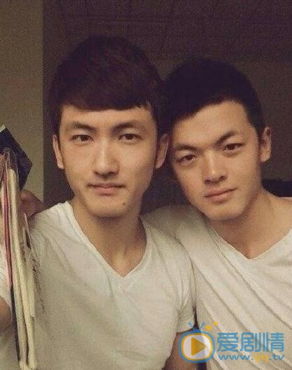 张峻鸣生活照 张峻鸣高清写真_张峻鸣高清剧照