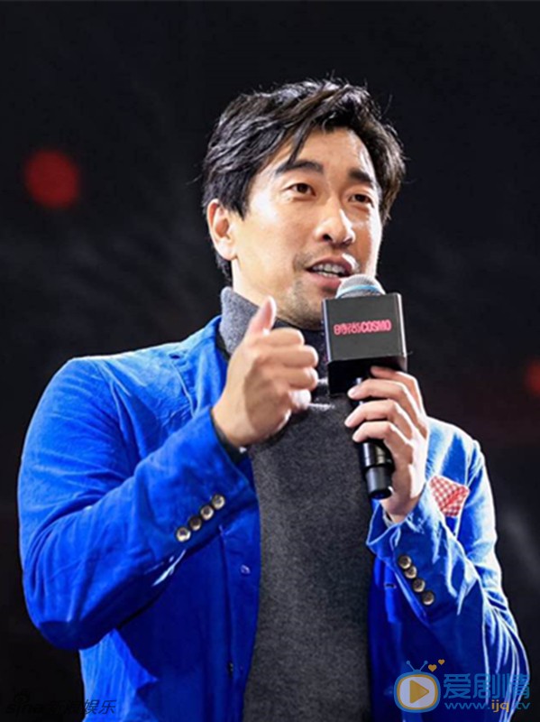 王千源出席活动 王千源高清写真_王千源高清剧照