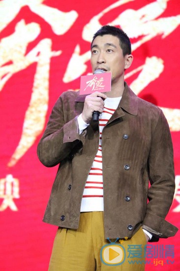 王千源出席活动 王千源高清写真_王千源高清剧照