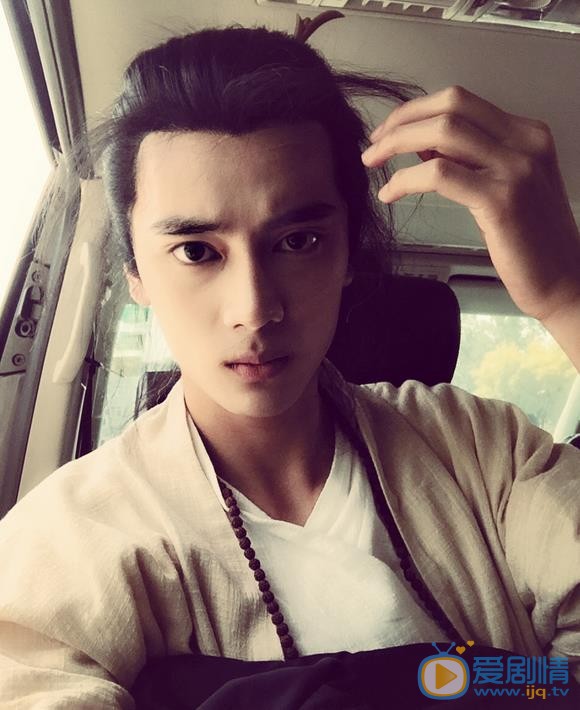 高旻睿《一年级》节目照 高旻睿高清写真_高旻睿高清剧照