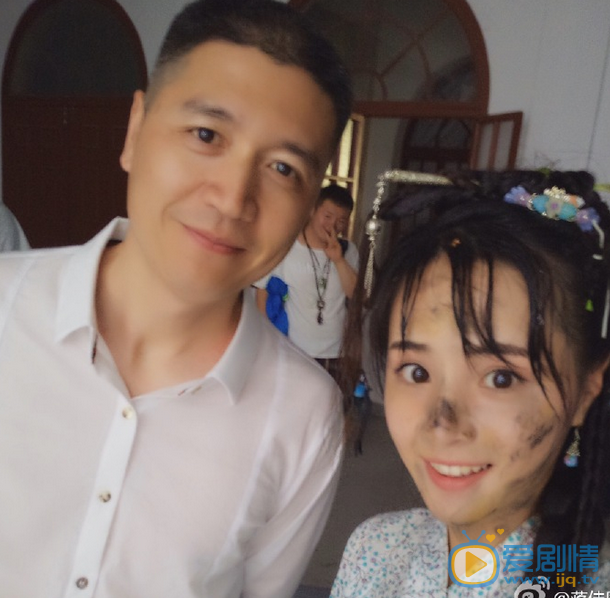 蒋佳恩《花间提壶方大厨》剧照 蒋佳恩高清写真_蒋佳恩高清剧照