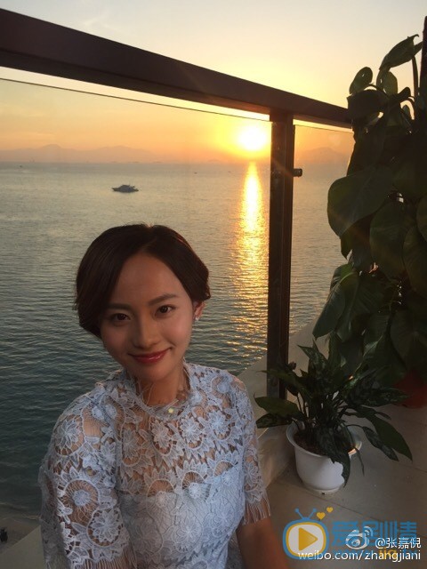 张嘉倪旅行照 张嘉倪高清写真_张嘉倪高清剧照