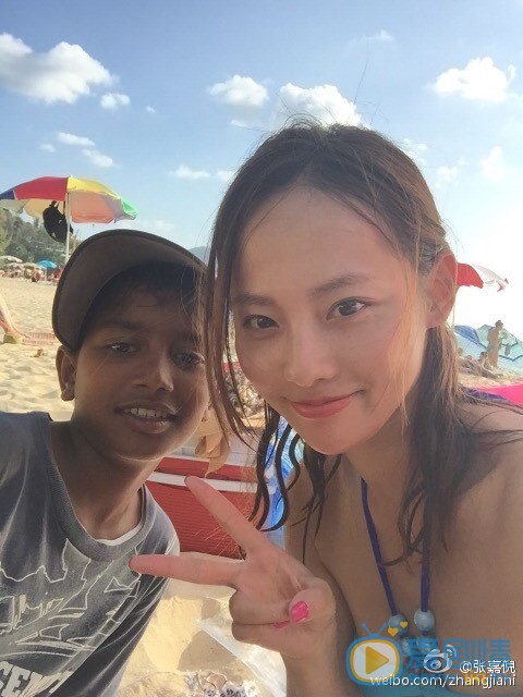 张嘉倪旅行照 张嘉倪高清写真_张嘉倪高清剧照