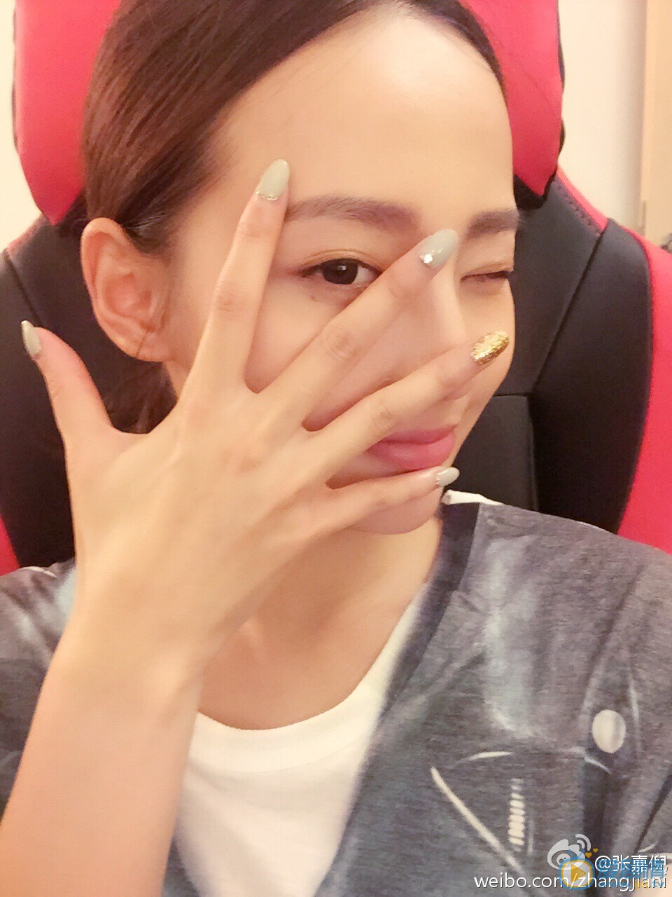 张嘉倪逗逼卖萌照 张嘉倪高清写真_张嘉倪高清剧照