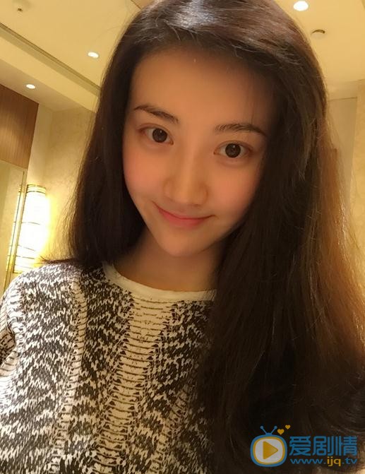 景甜生活照 景甜高清写真_景甜高清剧照