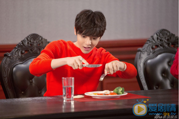 侯明昊阳光写真 侯明昊高清写真_侯明昊高清剧照