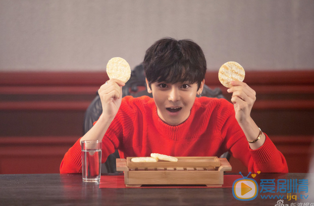 侯明昊阳光写真 侯明昊高清写真_侯明昊高清剧照