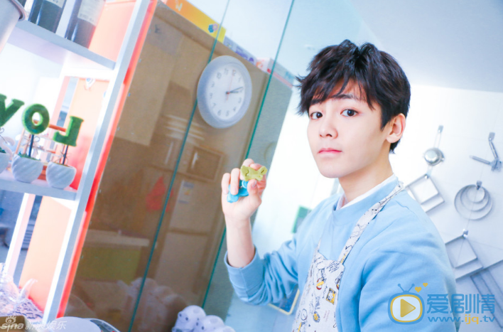 侯明昊阳光写真 侯明昊高清写真_侯明昊高清剧照