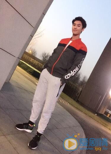 黄俊捷下课啦 黄俊捷高清写真_黄俊捷高清剧照