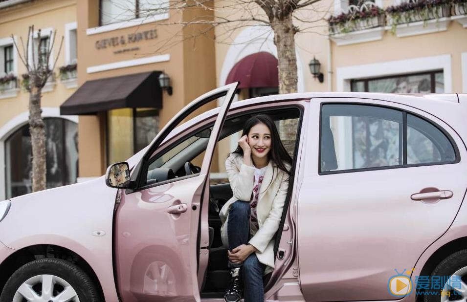 曾泳醍时尚街拍照 曾泳醍高清写真_曾泳醍高清剧照