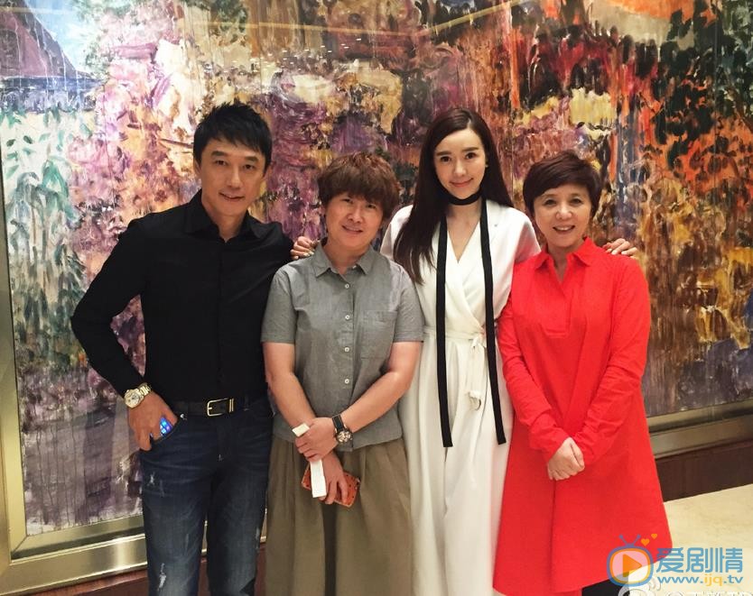 王新活动照 王新高清写真_王新高清剧照