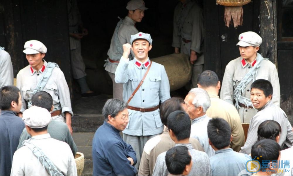王新《映山红》剧照 王新高清写真_王新高清剧照