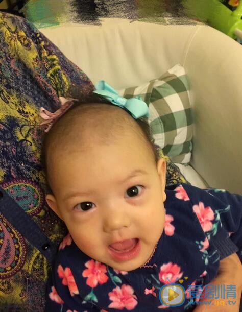 张梓琳女儿照 张梓琳高清写真_张梓琳高清剧照