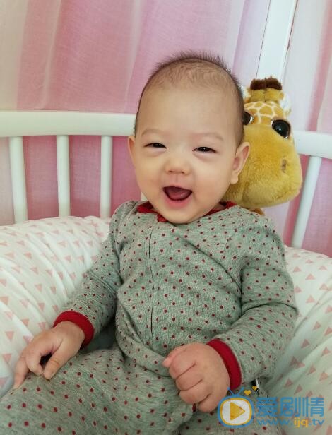 张梓琳女儿照 张梓琳高清写真_张梓琳高清剧照