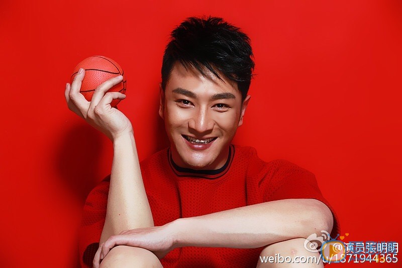 张明明帅气写真 张明明高清写真_张明明高清剧照