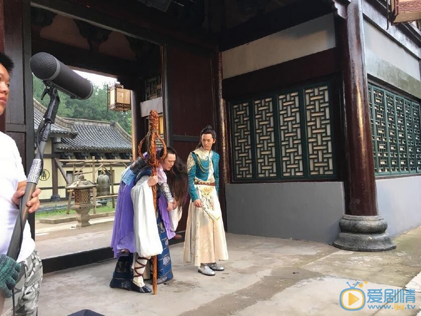 王以纶片场照 王以纶高清写真_王以纶高清剧照