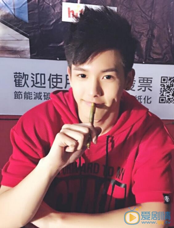 王以纶活动照 王以纶高清写真_王以纶高清剧照