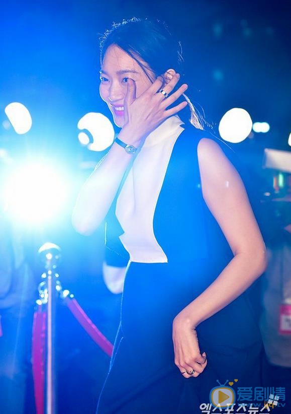 申敏儿活动照 申敏儿高清写真_申敏儿高清剧照
