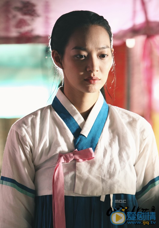 申敏儿《阿娘使道传》剧照 申敏儿高清写真_申敏儿高清剧照