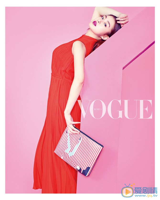 姜素拉《VOGUE》写真 姜素拉高清写真_姜素拉高清剧照