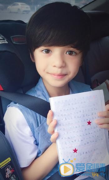 西蒙子生活照 西蒙子高清写真_西蒙子高清剧照