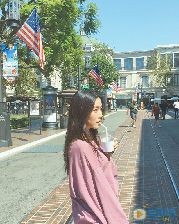 李多寅生活照 李多寅高清写真_李多寅高清剧照