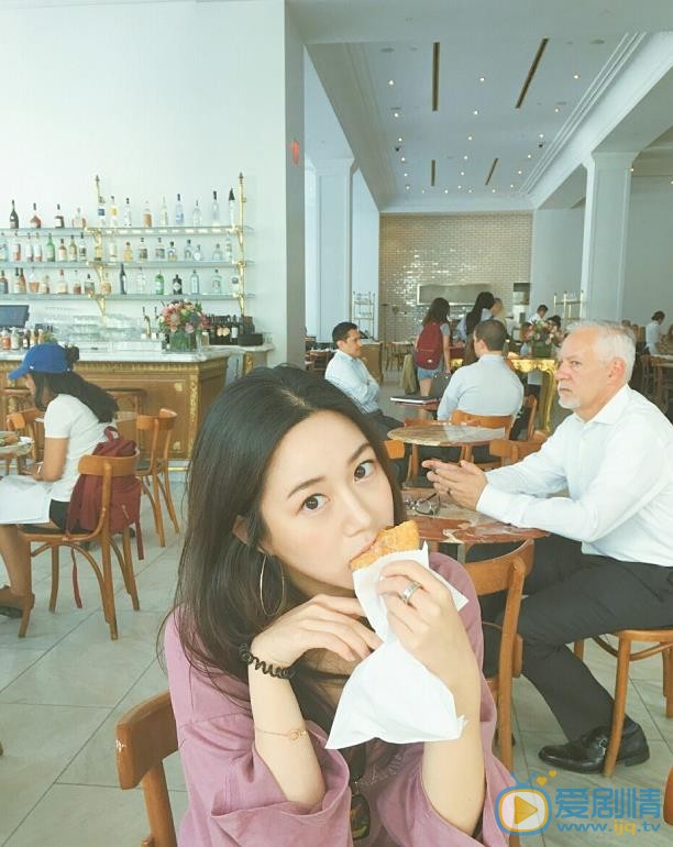李多寅生活照 李多寅高清写真_李多寅高清剧照