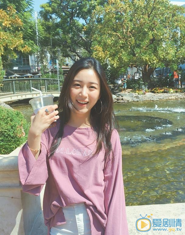 李多寅生活照 李多寅高清写真_李多寅高清剧照
