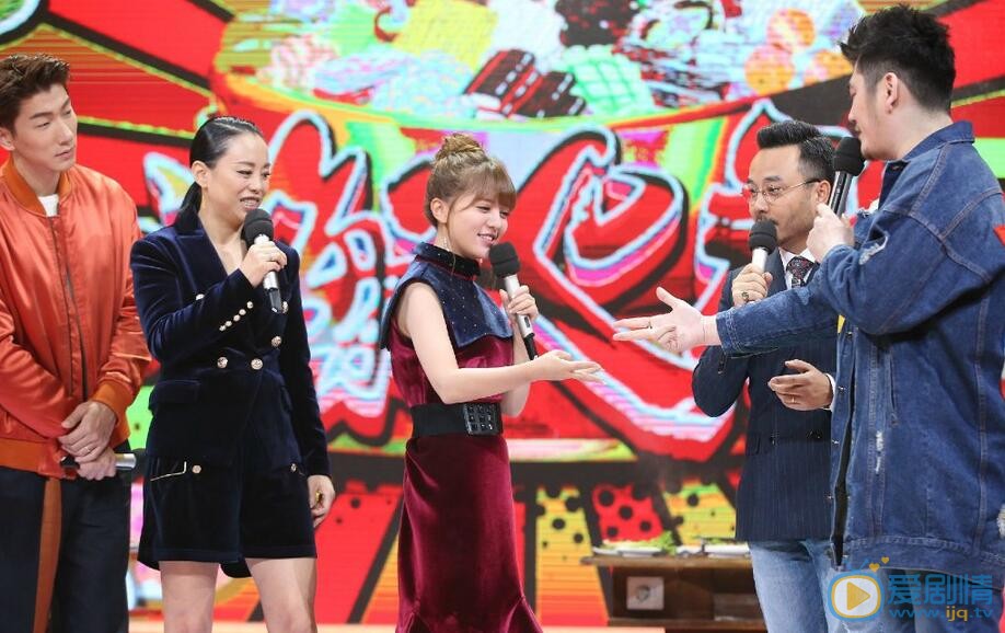 天天向上阿兰即兴唱的歌是什么？阿兰藏语歌是什么意思？