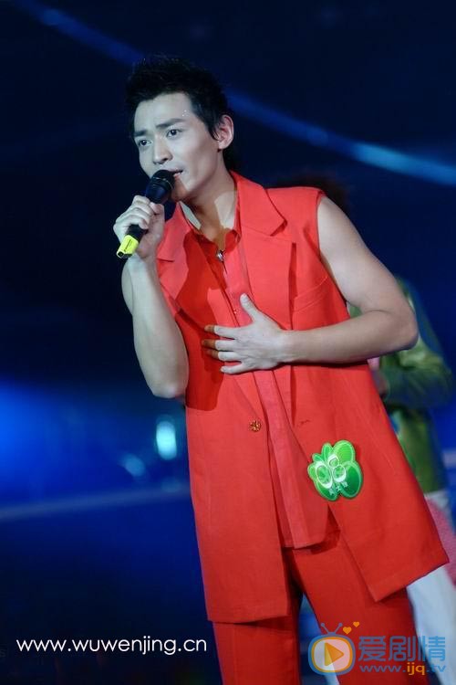 吴文璟舞台表演照 吴文璟高清写真_吴文璟高清剧照