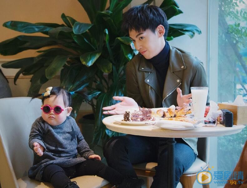 唐晓天“包亲天”组合 唐晓天高清写真_唐晓天高清剧照