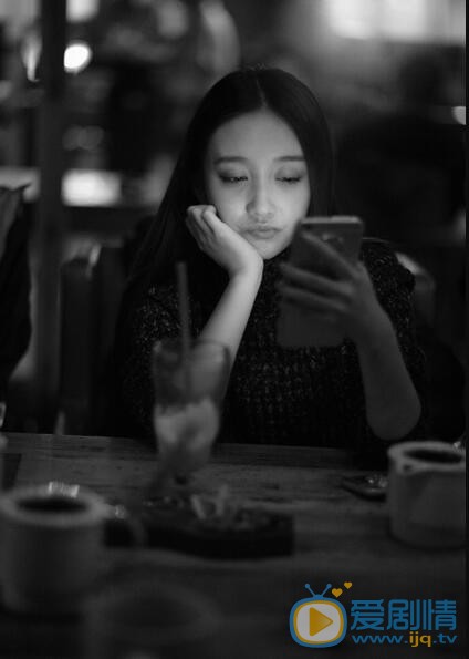 陈梦瑶黑白写真 陈梦瑶高清写真_陈梦瑶高清剧照
