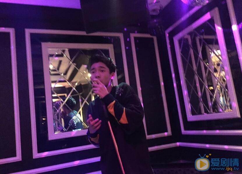 张宥浩生活照 张宥浩高清写真_张宥浩高清剧照