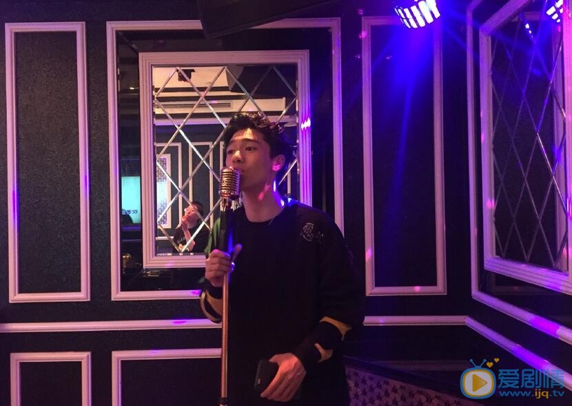 张宥浩生活照 张宥浩高清写真_张宥浩高清剧照