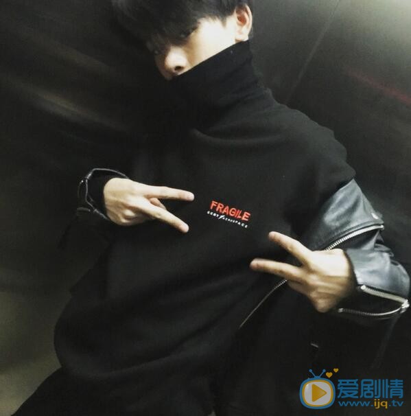 张宥浩生活照 张宥浩高清写真_张宥浩高清剧照