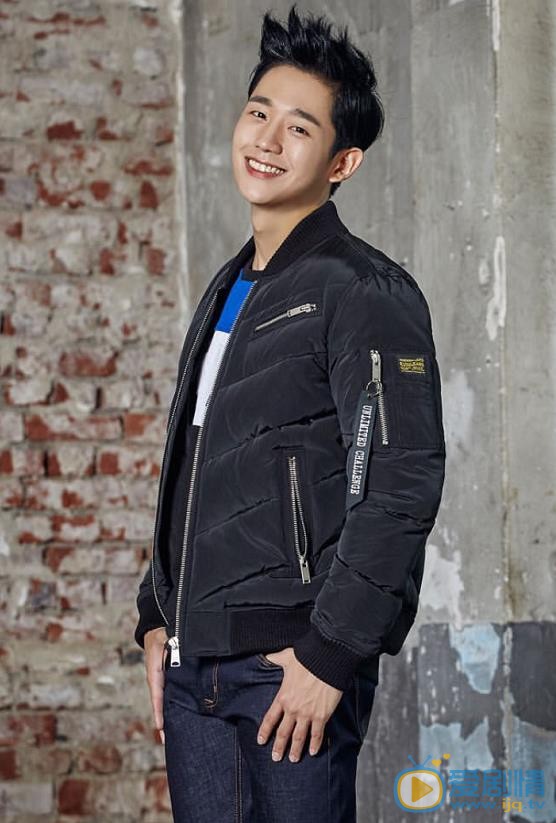 丁海寅广告代言 丁海寅高清写真_丁海寅高清剧照