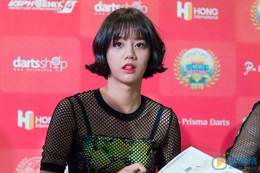 李惠利颁奖活动照 李惠利高清写真_李惠利高清剧照