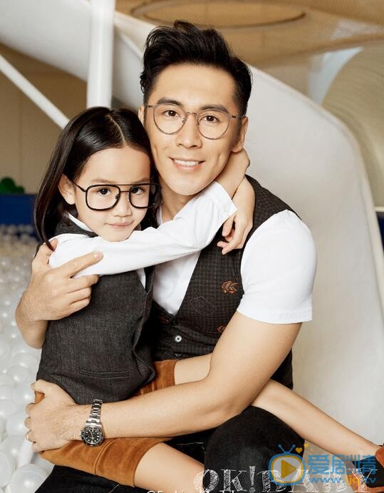 严稚棱《OK！Baby》杂志照 严稚棱高清写真_严稚棱高清剧照