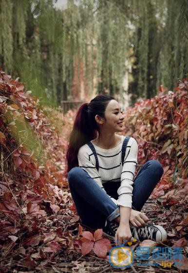 彭小苒街拍 彭小苒高清写真_彭小苒高清剧照