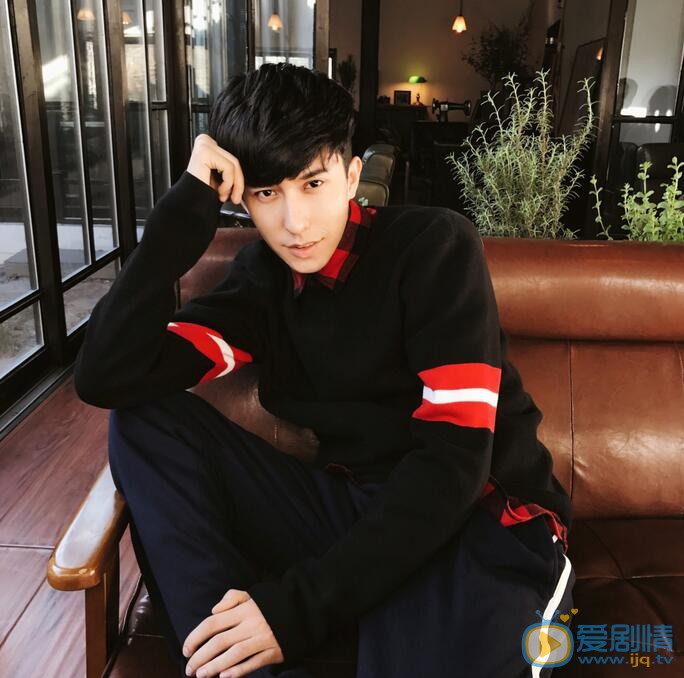 西尔扎提帅照 西尔扎提高清写真_西尔扎提高清剧照