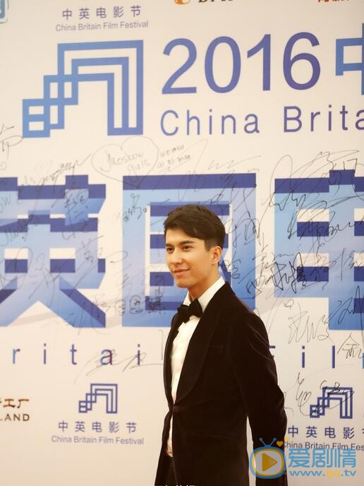 西尔扎提英国电影季 西尔扎提高清写真_西尔扎提高清剧照