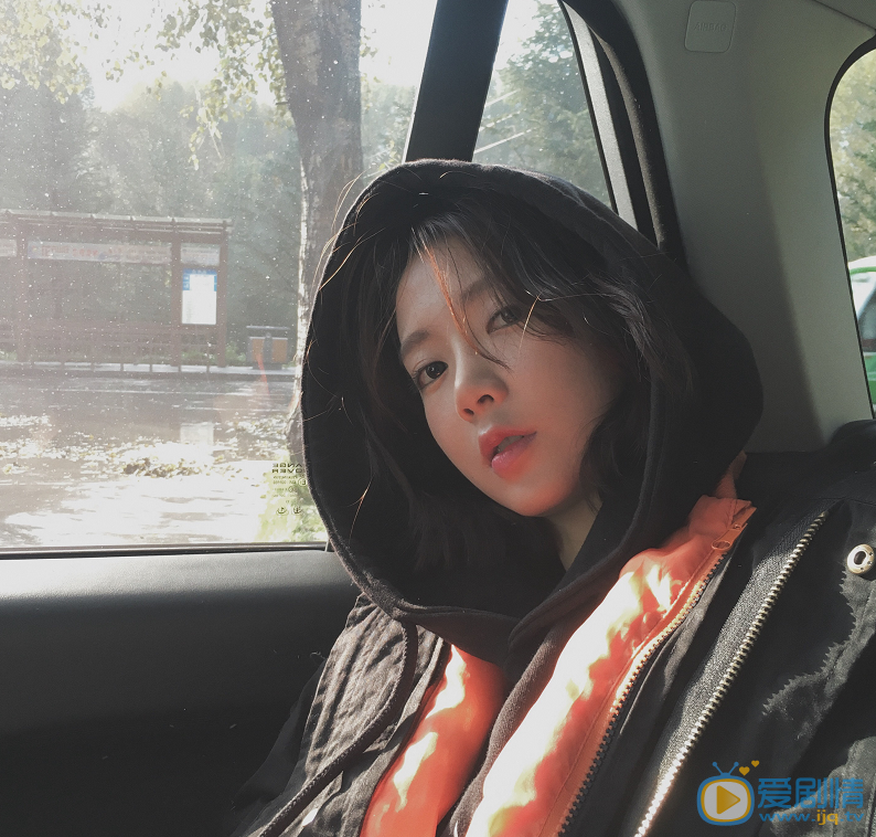 王萌黎生活照 王萌黎高清写真_王萌黎高清剧照