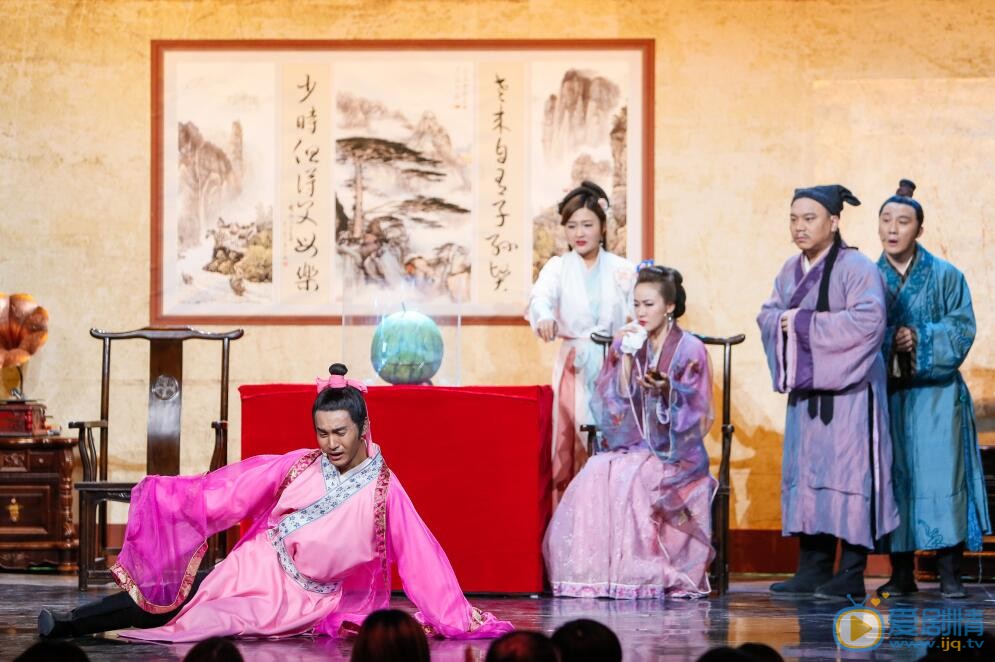 欢乐喜剧人首轮淘汰赛冠军是谁？文松为什么能获得首轮淘汰赛第一名？