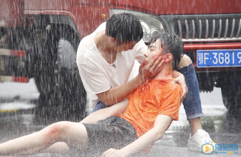杨业明《错生》剧照 杨业明高清写真_杨业明高清剧照