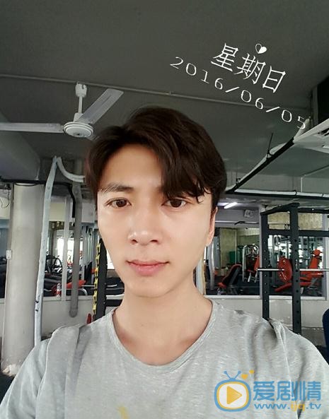 高一清生活照 高一清高清写真_高一清高清剧照