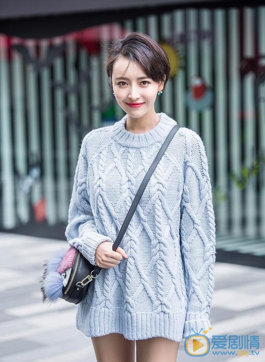 杨菲洋街拍 杨菲洋高清写真_杨菲洋高清剧照