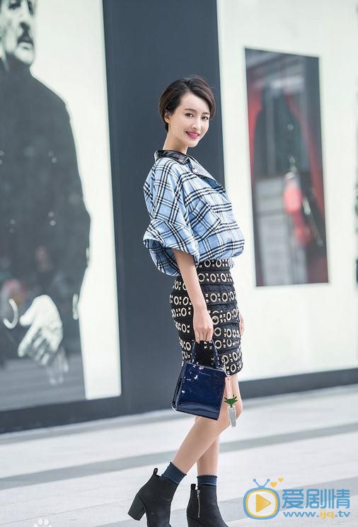 杨菲洋街拍 杨菲洋高清写真_杨菲洋高清剧照